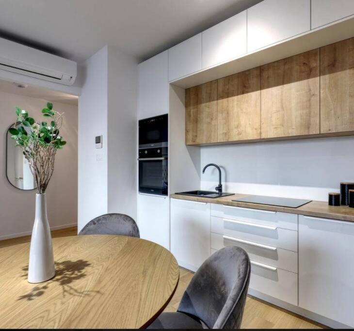 Klinger Apartment Pozsony Kültér fotó